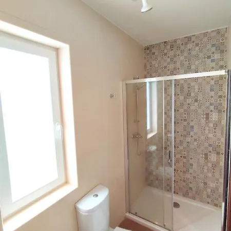 3 Bedroom Near Seafront